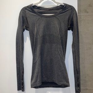 LuluLemon Long Sleeve Gray Shirt